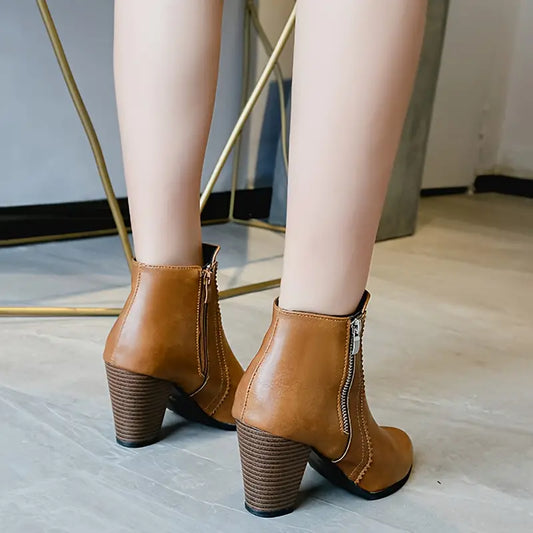 AMARISAโข - WOMEN'S CASUAL SOFT SOLE SIDE ZIPPER CHUNKY HEELED ANKLE BOOTS