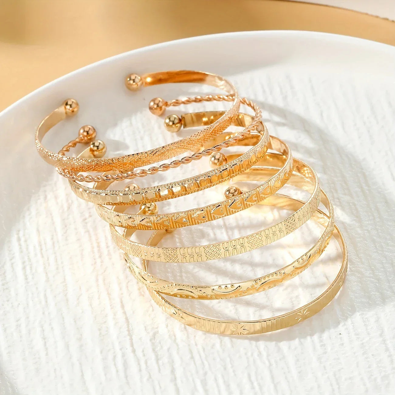 CELESTINA AURA™ — 7PCS LUXURY METAL SIX-POINTED STAR BRACELET SET