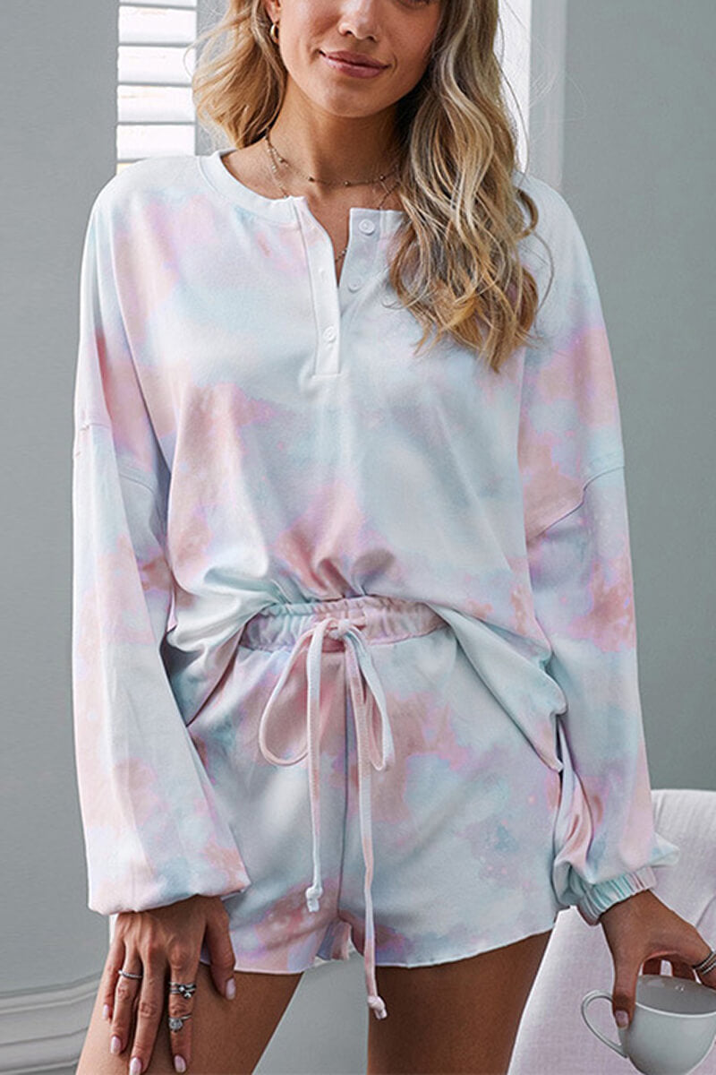 EVERLY™ WOMEN'S 2-PIECE PYJAMA SET: TIE-DYE LONG SLEEVE TOP AND SHORTS