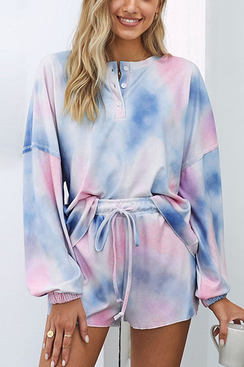 EVERLY™ WOMEN'S 2-PIECE PYJAMA SET: TIE-DYE LONG SLEEVE TOP AND SHORTS