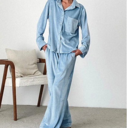 ARIAS™ WOMEN'S 2-PIECE PYJAMA SET: BUTTON-UP SHIRT AND TROUSERS