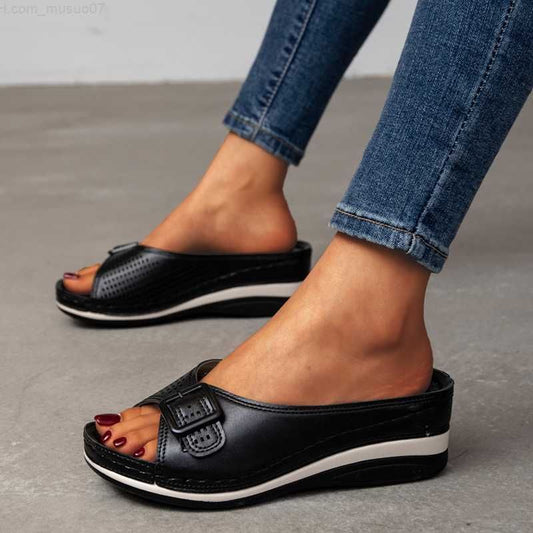 PASSAGE WEST™ WOMEN'S LEATHER SOFT FOOTBED ARCH-SUPPORT SANDALS