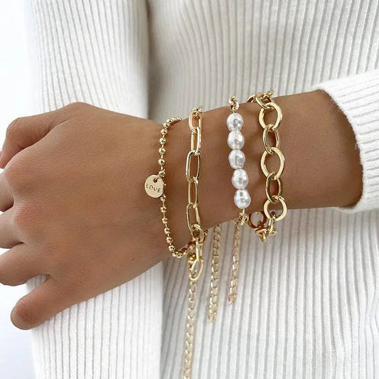 GOLDEN GRACE PEARL BRACELET