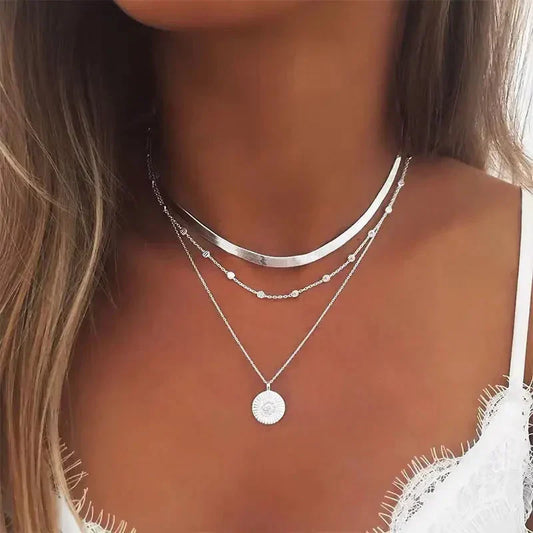 LUNAR SILVER GLOW NECKLACE